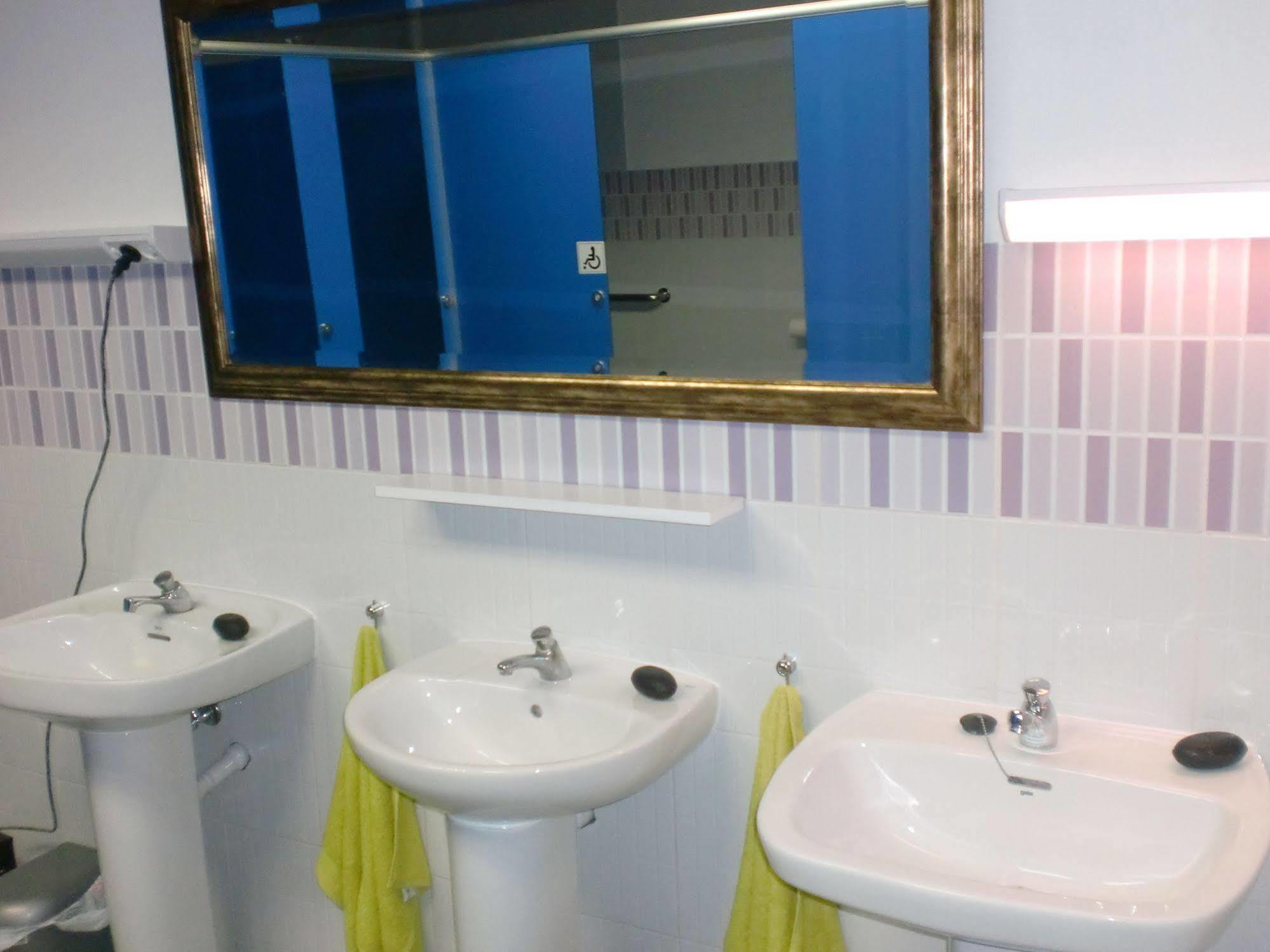 Albergue Monterrey Santiago de Compostela Dış mekan fotoğraf