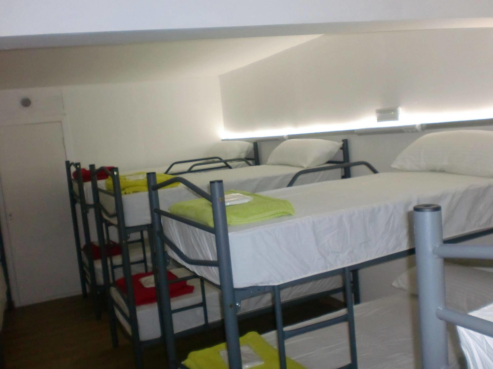 Albergue Monterrey Santiago de Compostela Dış mekan fotoğraf